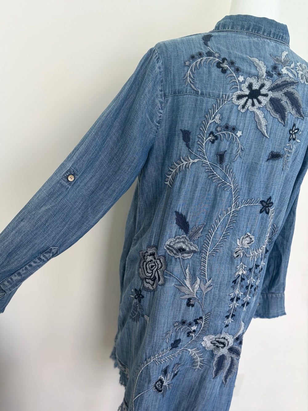 Kyla Seo Embroidered Chambray Button Front Shirt Dress Large - Picture 10 of 13